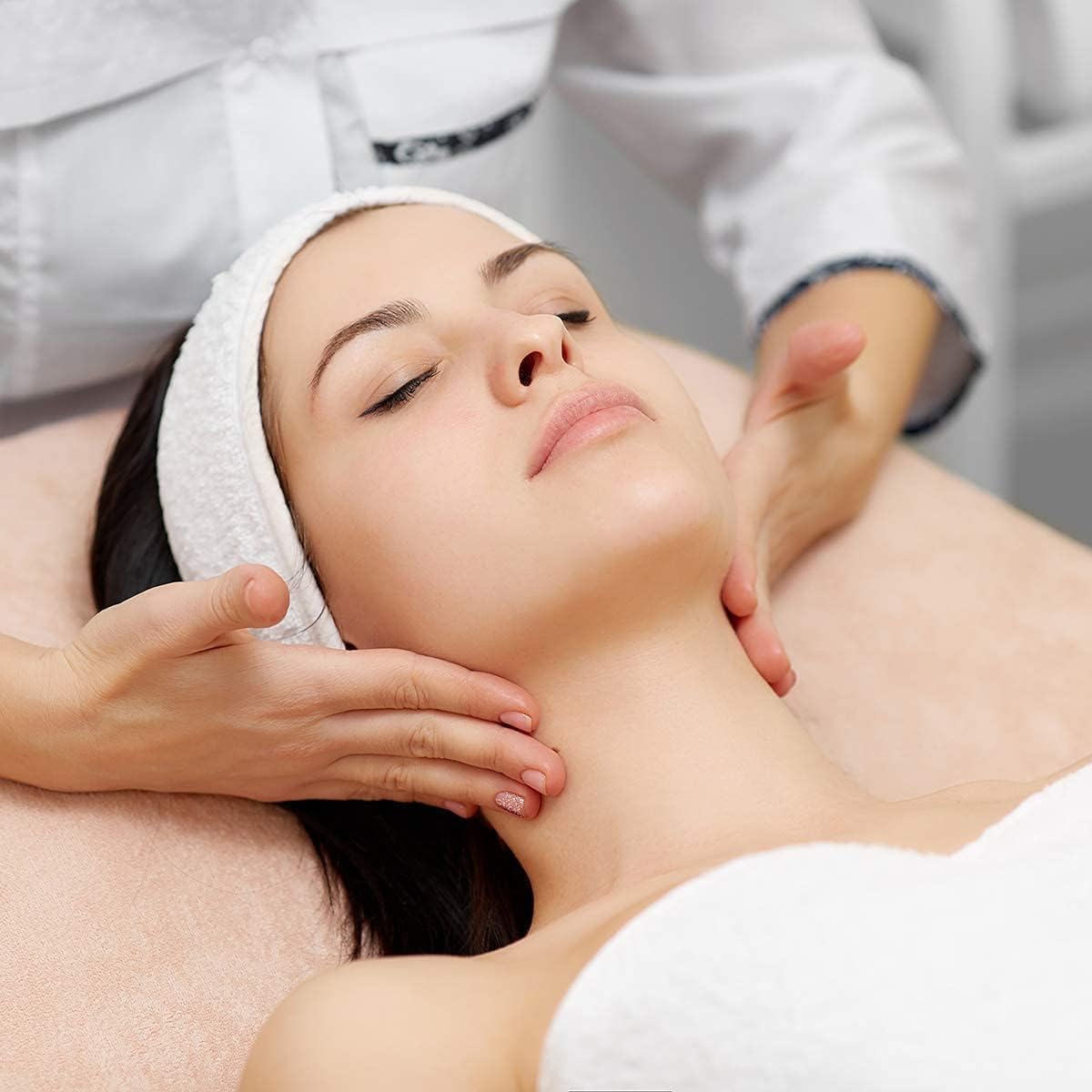 The best elements in the Glow peptide blend work from the inside out